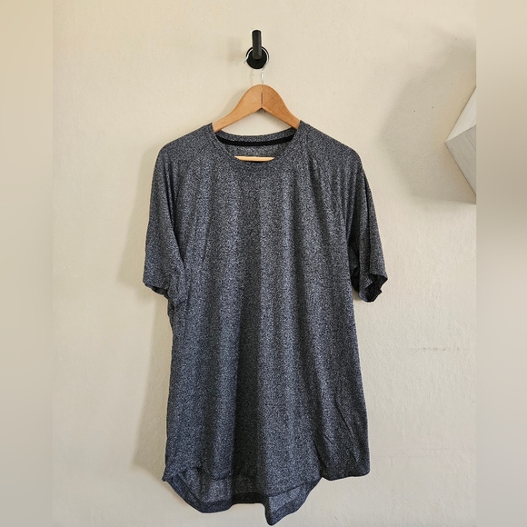 lululemon athletica Other - Lululemon Mens Grey Casual Everyday Breathable Lightweight Short Sleeve Shirt, L